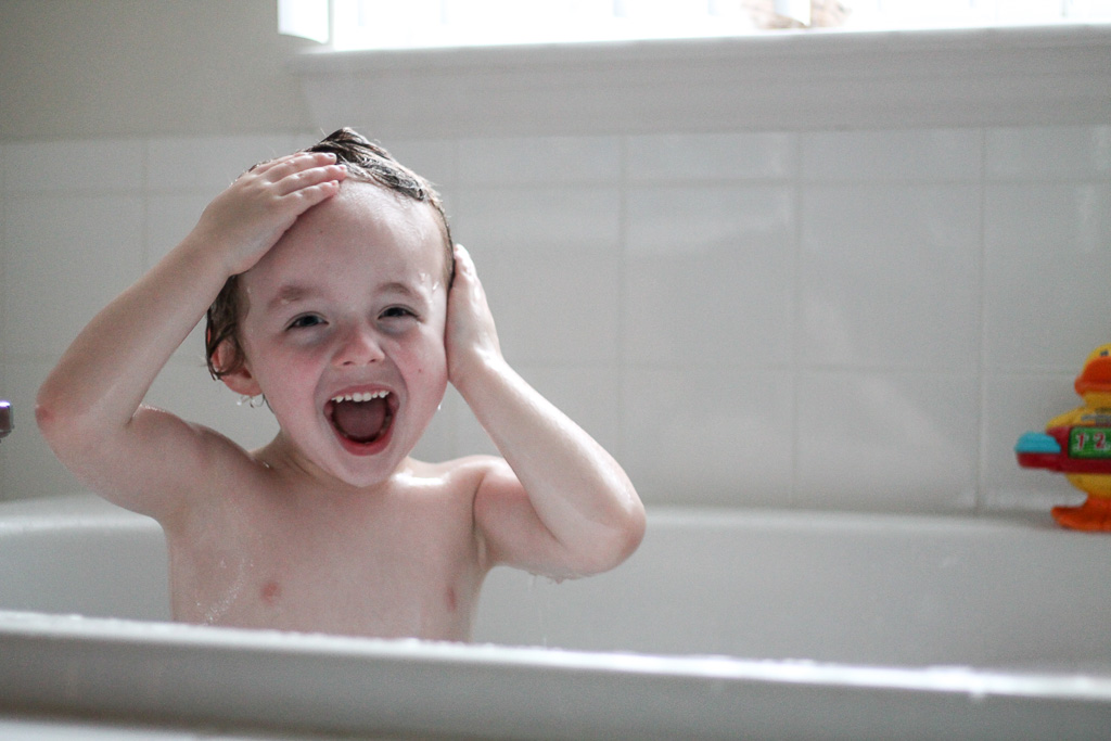 kids bath time fun